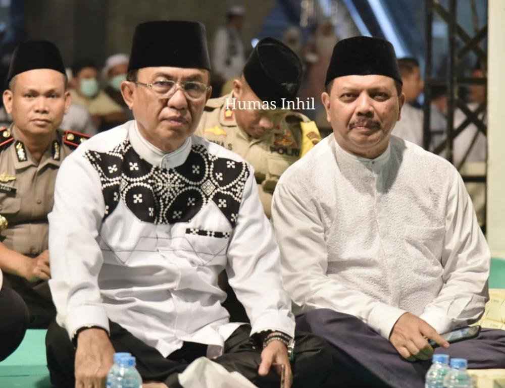 BUPATI INDRAGIRI HILIR HM WARDAN IKUTI SHOLAT ISTIGHOSAH KEBANGSAAN DI PEKAN BARU