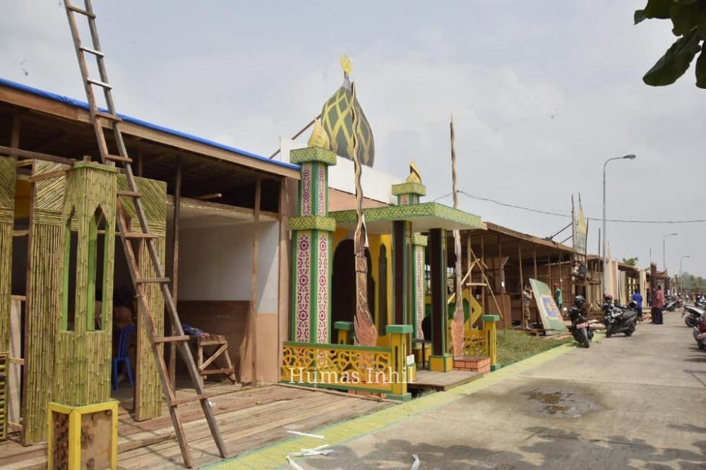 Usai Sholat Istighosah Bupati Sempatkan Berkunjung Ke Lokasi MTQ 