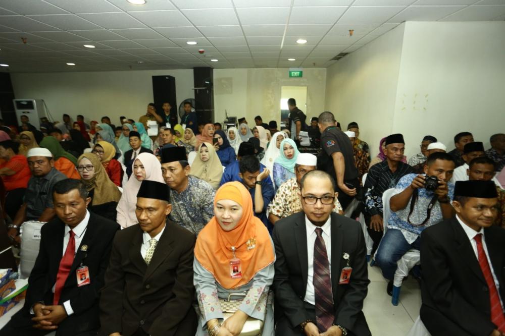 Pelantikan dan Pengambilan Sumpah Jabatan 45 Anggota DPRD Inhil Priode 2019-2024
