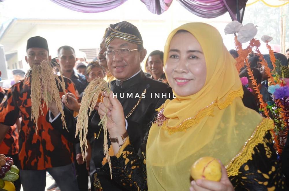 Bupati Indrgiri Hilir HM Wardan Hadiri Grebek Suro dan Kirab Budaya