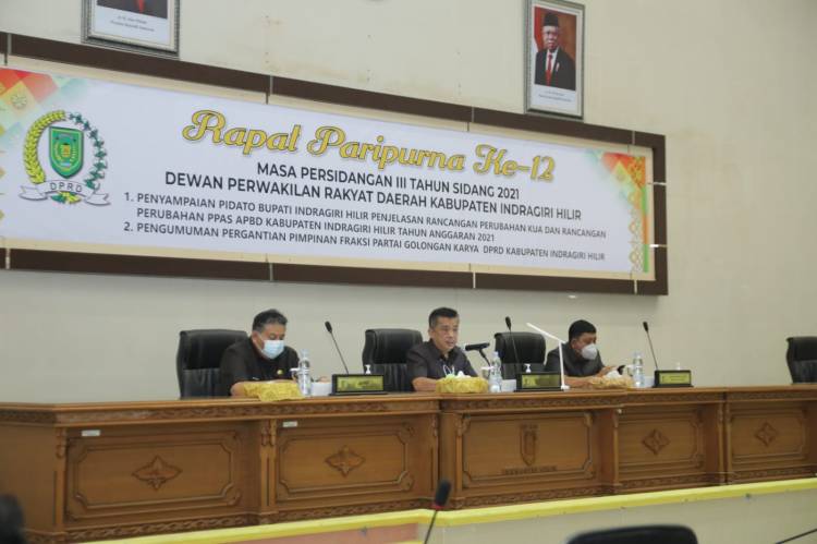 Wakil Ketua DPRD Inhil, Edi Gunawan SE MSi,Pimpin Rapat Paripurna Ke-12 Masa Persidangan III Tahun Sidang 2021