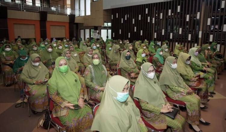 Bupati Inhil Hadiri Peringatan Harlah Muslimat NU ke 75