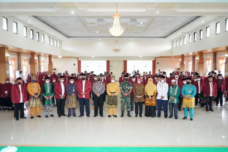 Bupati HM Wardan Lantik Dewan dan Majelis Hakim MTQ ke-51 Inhil 2021