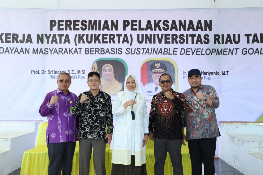 Optimalkan Website Desa melalui KUKERTA  Pemkab. Inhil Bekolaborasi dengan UNRI