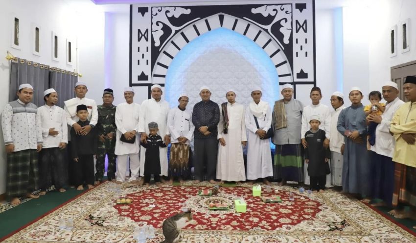 Pj Bupati Herman Hadiri Haul Syekh Abdurrahman Siddiq di Ponpes Daarul Ishlah Mumpa