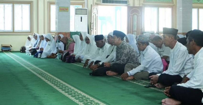 Pj.Bupati Herman Membuka Bimbingan Manasik Musim Haji 1445 H / 2024 M