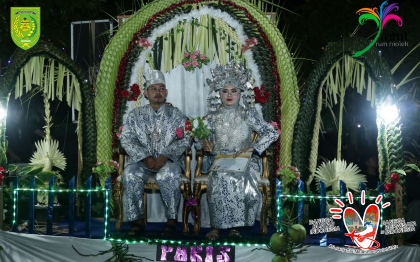 Festival Pengantin Sahur Pj Bupati Inhil Herman Atas Nama Pemkab Memberikan Apreseasi Pada Masyarakat Desa Pulau Palas