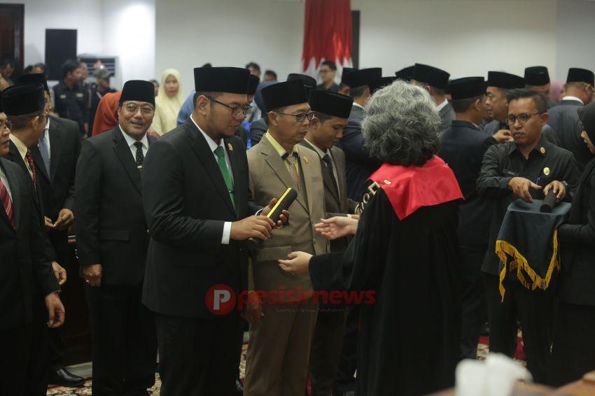 Pj Bupati Inhil Erisman Yahya Hadiri Pelantikan DPRD Inhil,DPRD Adalah Mitra Kepala Daerah