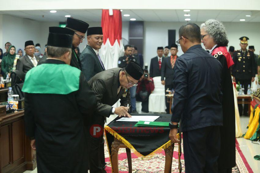 Ketua DPRD Kabupten Indragiri Hilir Iwan Taruna Resmi Dilantik Periode 2024/2029