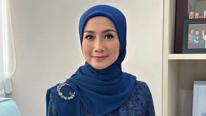 7 Artis Janda Terseksi yang Bikin Kaum Pria Greget, dari Sophia Latjuba hingga Celine