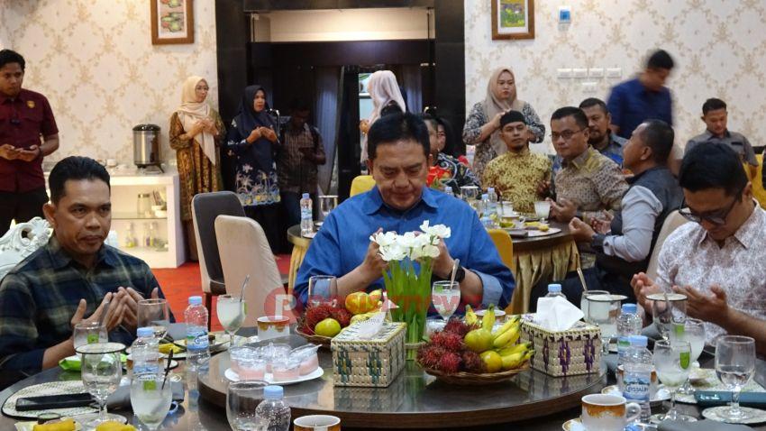 Pj Bupati Inhil H.Erisman Yahya Jamu Makan Malam Kapolda Riau