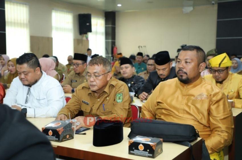 Pj Bupati Inhil Erisman Yahya Rapat strategi kebijakan untuk menghadapi akhir Tahun 2024