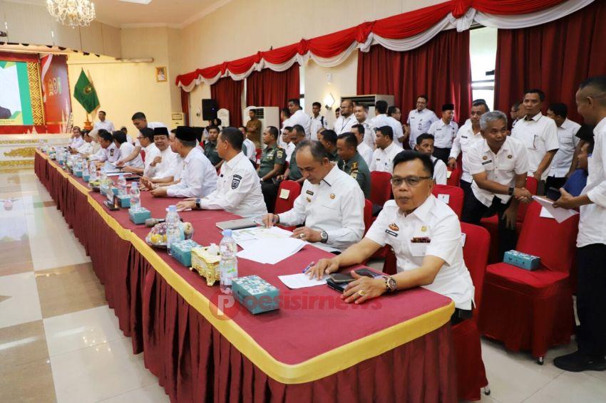 Bupati Inhil Tegaskan Komitmen Dukung Swasembada Pangan Nasional di High Level Meeting Pemprov Riau