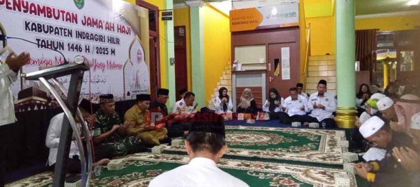 Lima orang Jemaah haji asal Indragiri Hilir (Inhil) yang termasuk kloter 11 tiba di Tembilahan pada Senin (23/6) petang.
