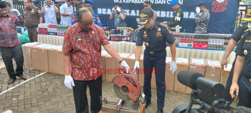 Bea Cukai Tembilahan Musnahkan Barang Ilegal Rp 7,6 Miliar