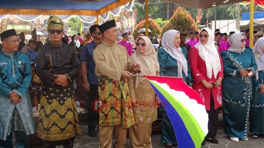 Bupati Herman Buka MTQ ke -29 Kecamatan Gaung dan Lepas Pawai Ta'aruf