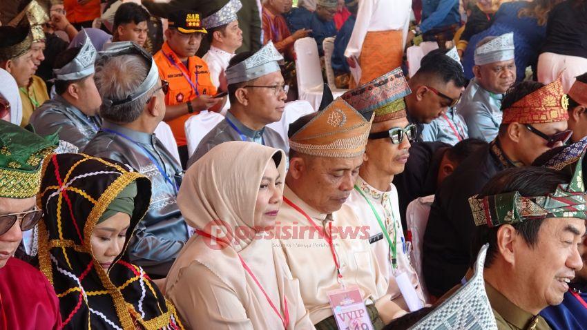 Bupati Inhil Herman Hadiri Pembukaan Pacu Jalur Di Tepian Narosa Taluk Kuantan