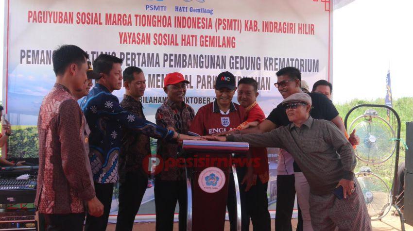 Bupati Inhil H. Herman Hadiri Pemancangan Tiang Pertama Gedung Krematorium Hati Gemilang Memorial Park Tembilahan