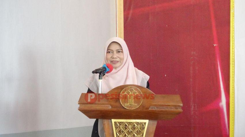 Dengan Sentuhan Kepedulian, Hj. Katerina Susanti Sambangi Warga Binaan Perempuan Lapas Kelas II A