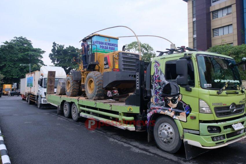 Bantuan Tahap II, Polda Riau Berangkatkan Tim Trauma Healing, Logistik dan Alat Berat ke Agam Sumatera Barat