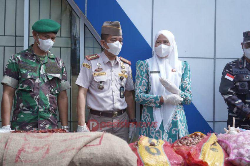 48,39 Ton Pangan Ilegal Dibakar di Tembilahan, Wabup Inhil: Negara Tak Boleh Kalah dari Penyelundup