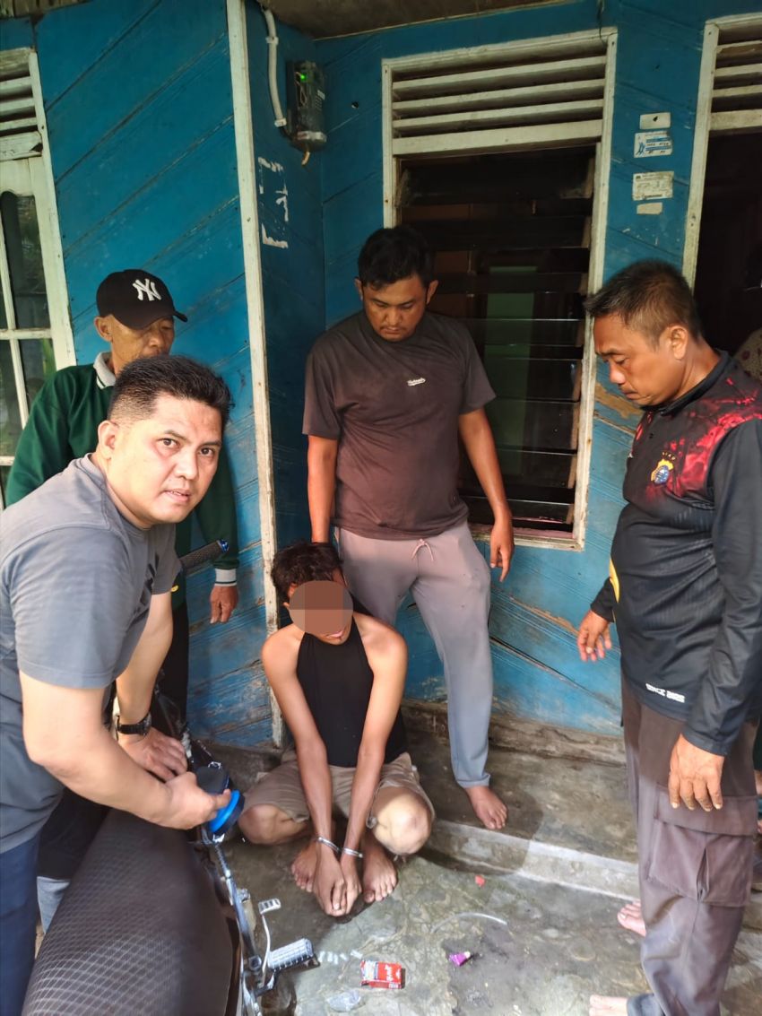 Penangkapan Terduga Pengedar Jenis Sabu di Sungai Salak Dipimpin Kapolsek.