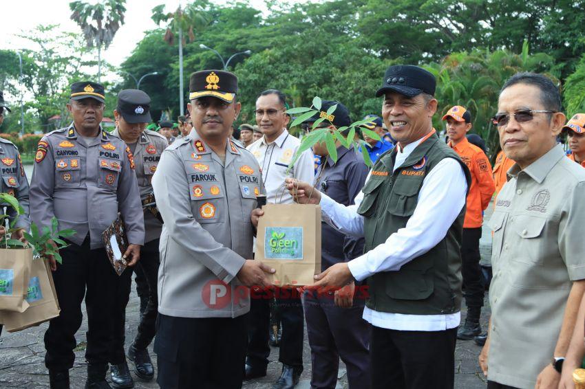 Pemkab Inhil Gelar Apel Siaga Karhutla 2026, Kapolres Inhil Sosialisasikan Green Policing dan Sebar Maklumat Larangan Membakar