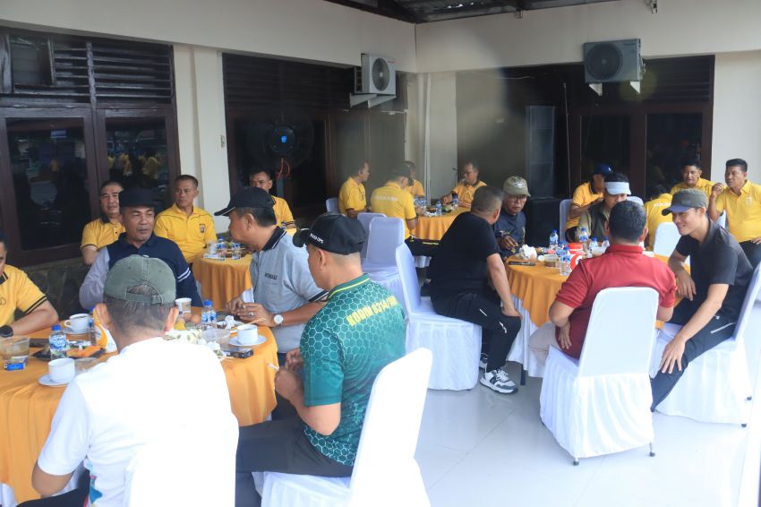 Polres Indragiri Hilir Gelar Pekan Olahraga Polri dan Salurkan 200 Paket Bansos Sambut Hari Bhayangkara ke-80