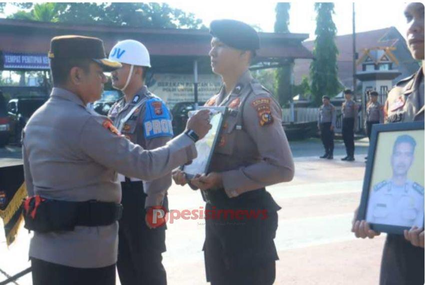 Kapolres Inhil Pimpin Upacara Pemberhentian Dengan Tidak Hormat Pada Dua Personil Polri