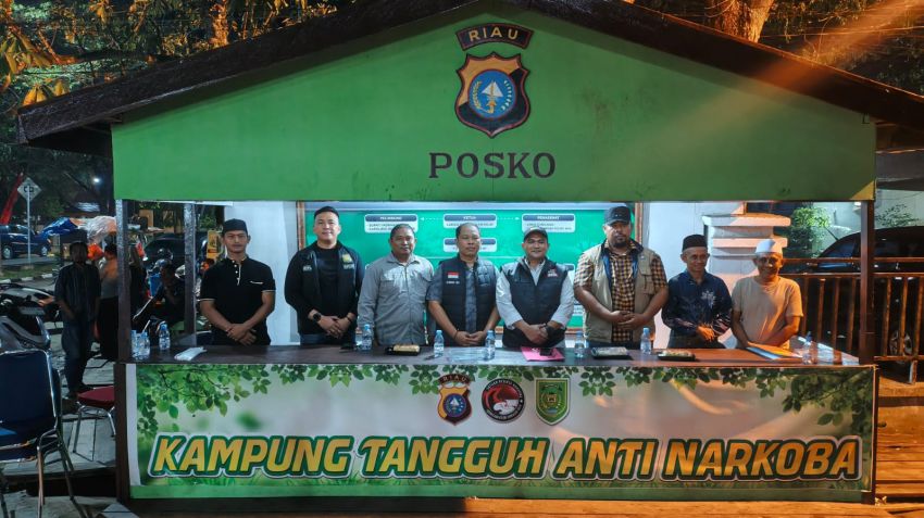 Ditresnarkoba Polda Riau Nilai Kampung Bebas Narkoba di Tembilahan dalam Rangka Hari Bhayangkara ke-80