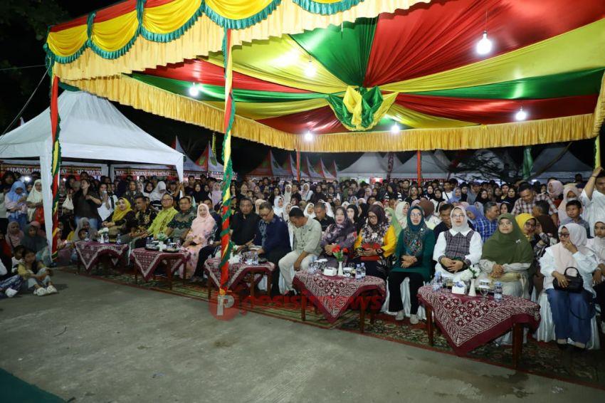 Malam Puncak Milad ke-61 Inhil Meriah, Ribuan Warga Larut dalam Sukacita Pesta Rakyat