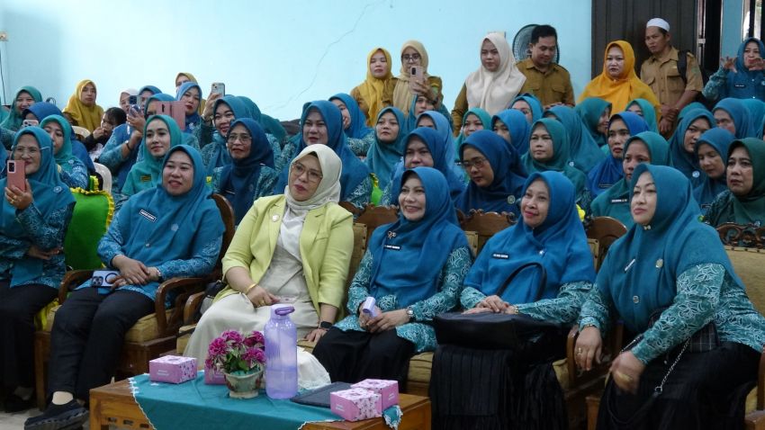 Tingkatkan Kapasitas Kader, Ketua TP PKK Inhil Dorong Penguatan Kelembagaan dan Public Speaking