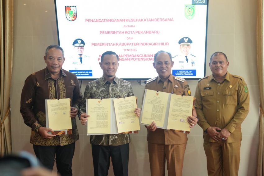 Bupati inhil dan Wali Kota Pekan Baru Nota Kesepahaman Tentang Pembangunan dan Potensi Daerah