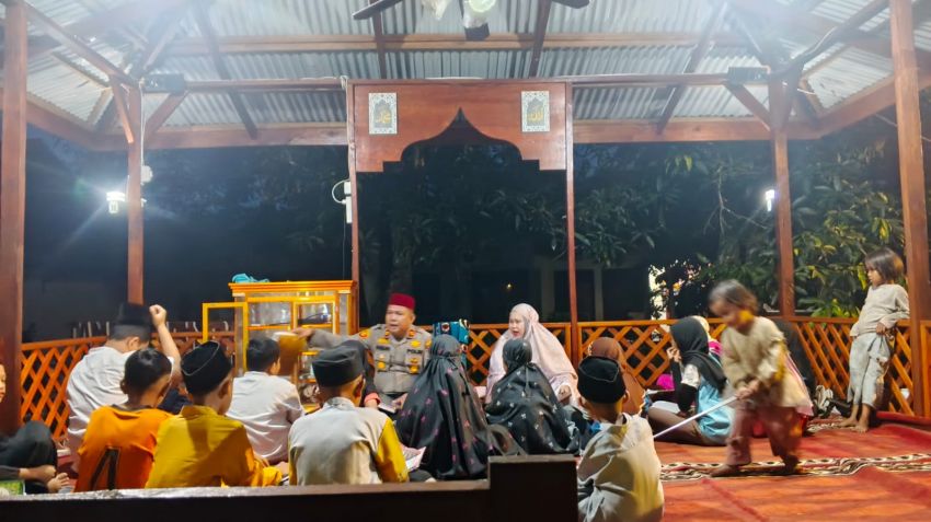 Polsek Tembilahan Hulu Hidupkan Magrib Mengaji, Ikhtiar Menjaga Generasi dari Pengaruh Negatif