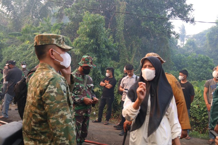 Tinjau Karhutla Parit 18, Plh Bupati Inhil Sebut 72 Hotspot Terdeteksi di Delapan Kecamatan