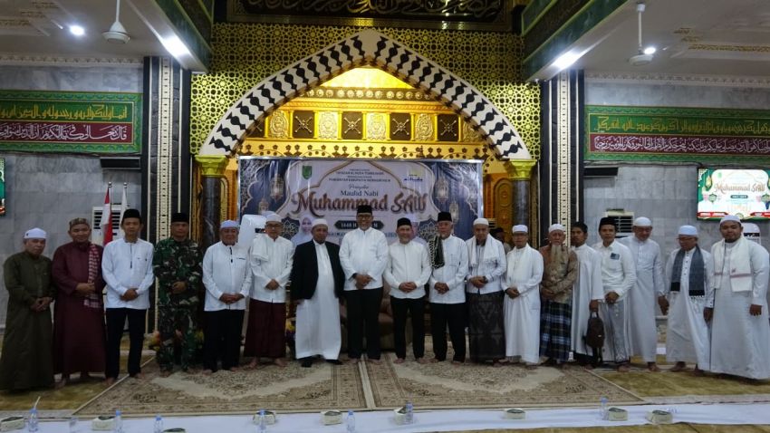 Memperingati hari kelahiran Nabi Muhammad SAW, bagi Bupati Indragiri Hilir (Inhil), Herman, mesti sejalan dengan meneladani akhlak mulia Rasulullah.