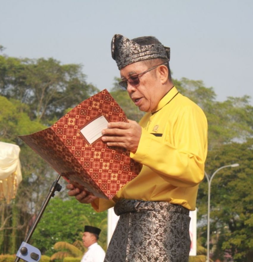 HM Yusuf Siad Anggota Komisi II DPRD Inhil Dapat Amanah Membacakan Visi Dan Misi Pada Hari Jadi Provinsi Riau Ke 69