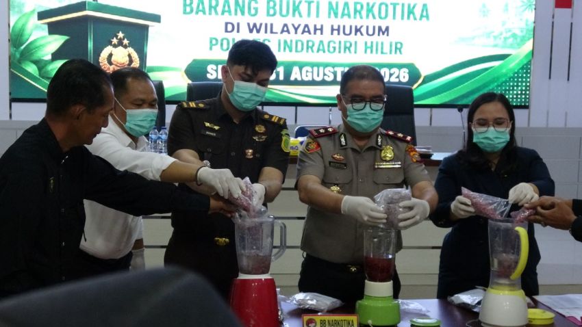 Polres Indragiri Hilir musnahkan 337,85 gram sabu dan 5.707 butir ekstasi